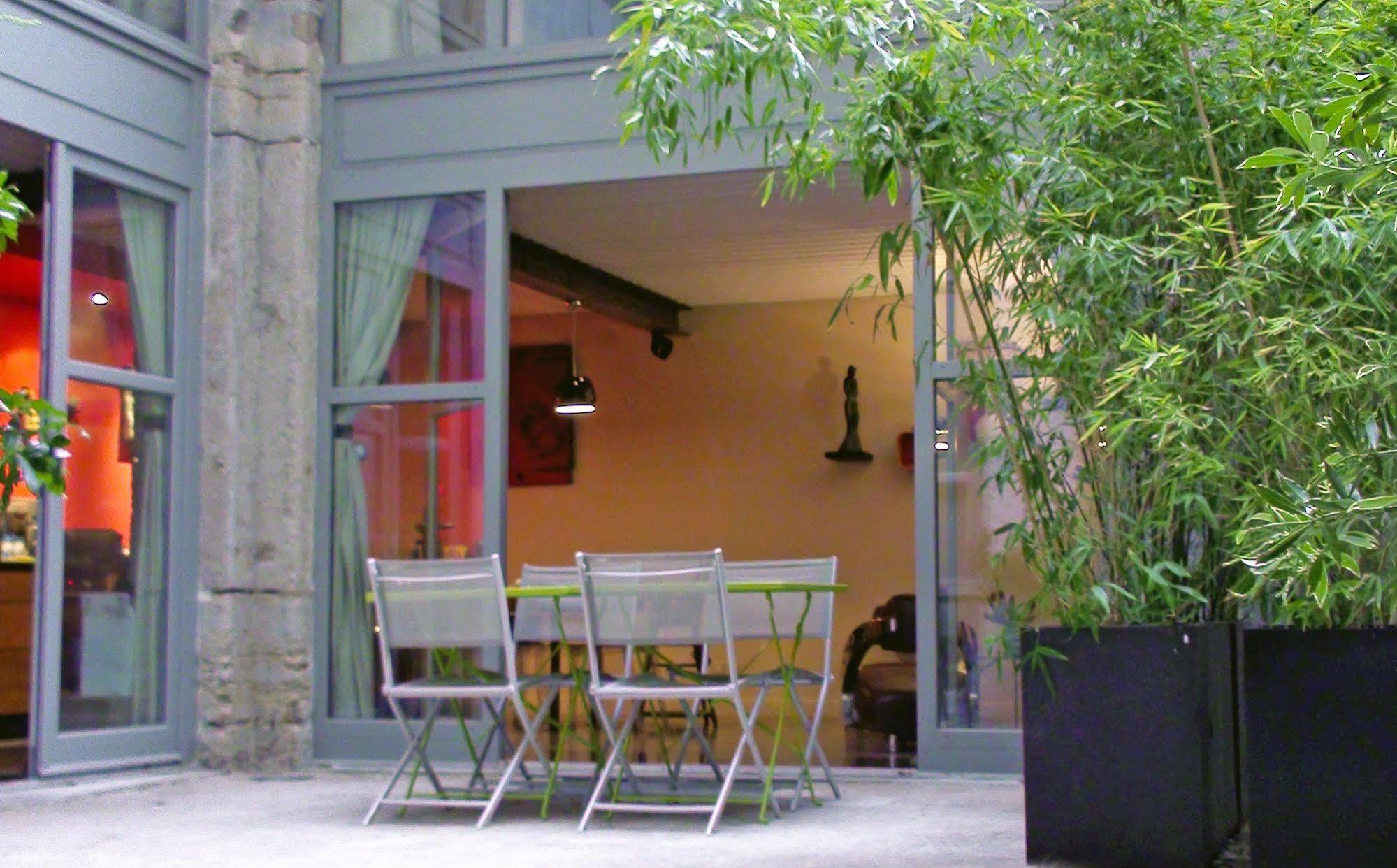 L'Imprimerie Lione Esterno foto